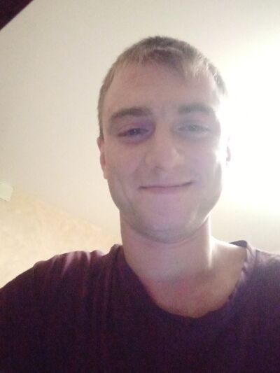  ,   Yury, 28 ,   ,   , c , 