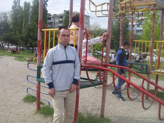  ,   Aleksey, 43 ,   c 