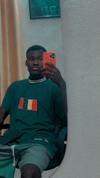  Awka,   Honest Gee, 22 ,     , c , 
