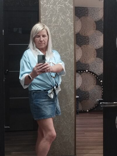  ,   Elena, 53 ,     , c , 