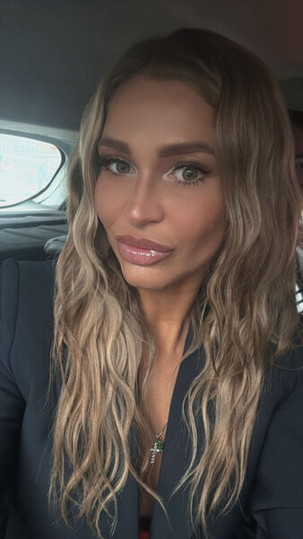  ,   VIKTORIA, 37 ,   ,   