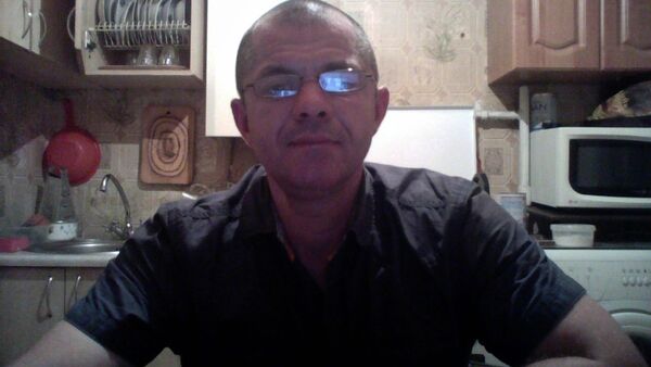  ,   Levan88, 53 ,  