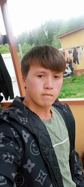  ,   Karomatullo, 26 ,   ,   