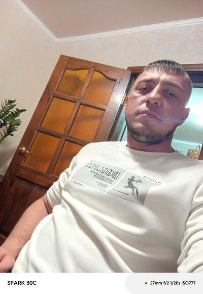  ,   Lexa, 33 ,   ,   