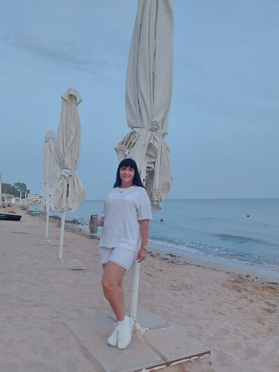  ,   Elena, 50 ,   c 