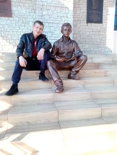  ,   Vladimir, 33 ,   ,   