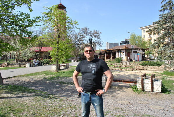  ,   Red, 47 ,   