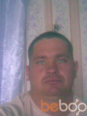  ,   Viktor, 41 ,   