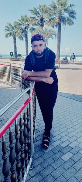  ,   Leo, 33 ,   ,   
