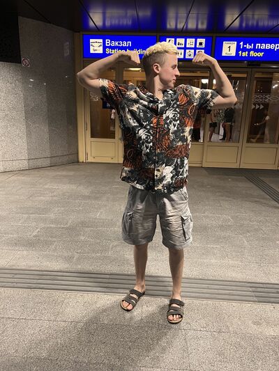  ,   Vladislav, 29 ,   ,   