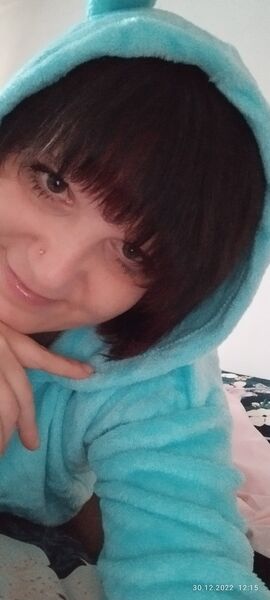  ,   Lana, 40 ,   ,   , c , 