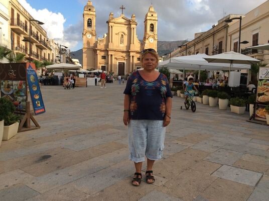  ,   Ninett, 73 ,     , c 