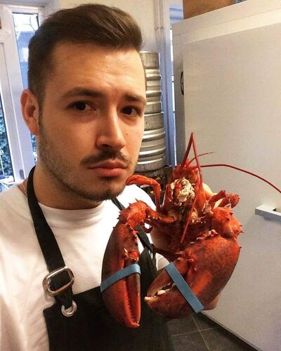  ,   Rodrigo, 35 ,   ,   , c 