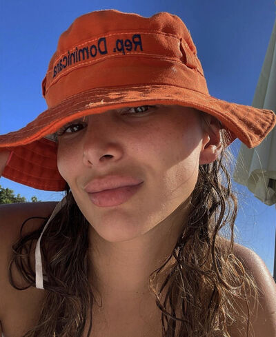  ,   Lana, 32 ,   ,   