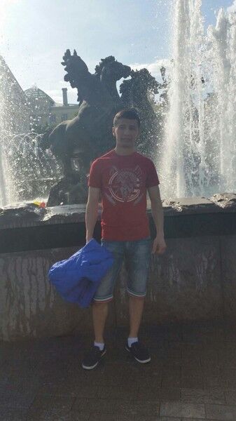  ,   Oybek, 29 ,   ,   , c 