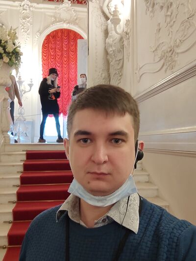  ,   Mikhail, 34 ,   ,   