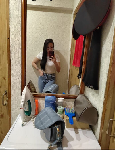 Suwon,   Livar, 29 ,   ,   , c , 