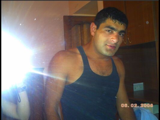  ,   Samvel, 39 ,   