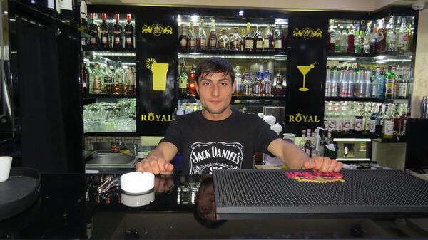  ,   ARMAN, 35 ,     , c 