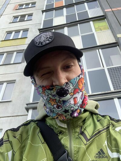  ,   Konstantin, 36 ,   ,   