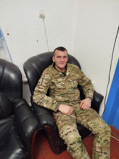  ,   Anton, 39 ,     , c , 