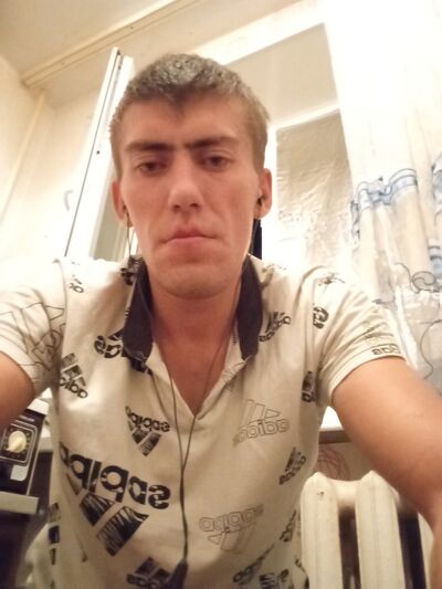  ,   Georgy, 28 ,   ,   , c , 