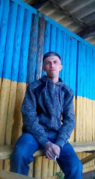  ,   Igor, 41 ,  