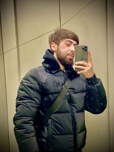  ,   Idris, 27 ,   ,   , c , 
