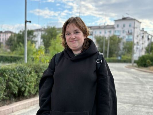  ,   Yulia, 28 ,   ,   , c , 