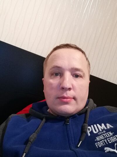  ,   Pavel, 44 ,   ,   
