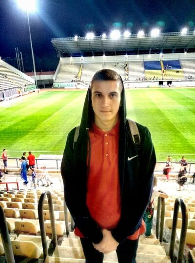  ,   Ruslan, 25 ,   ,   , c 