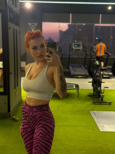  ,   MerelinMoore, 25 ,   ,   , c , 
