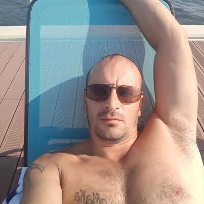  ,   Dimitri, 46 ,     , c 