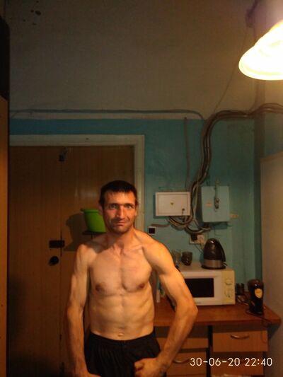  ,   Slavik, 38 ,   ,   , c 