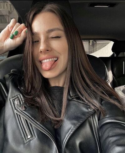  ,   Alena, 26 ,   ,   , c , 