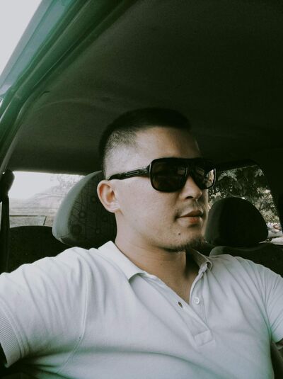  ,   Ulan, 31 ,   ,   
