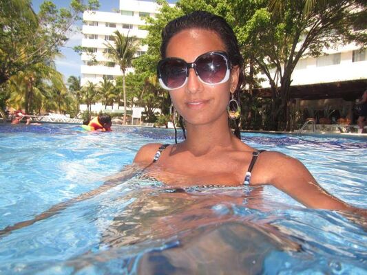  Palais-Bourbon,   Lena, 42 ,   ,   , c 