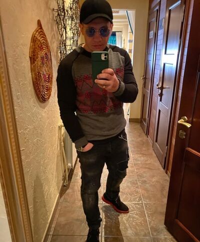  ,   Sinner, 41 ,   ,   