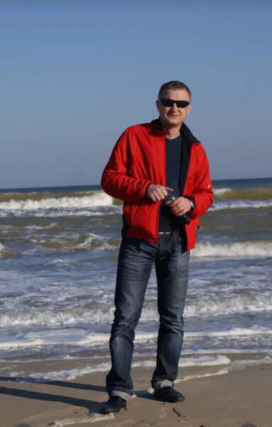  ,   Artem, 40 ,   ,   