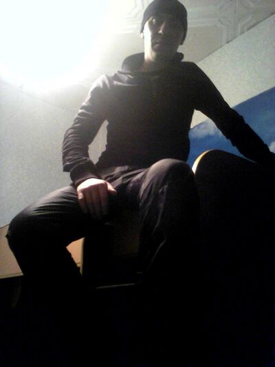  ,   Anton, 39 ,   ,   , c 