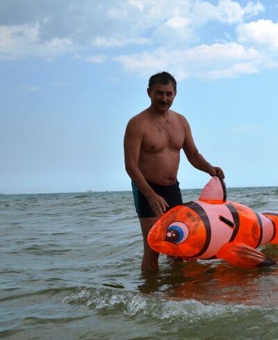  ,   Alex, 57 ,   ,   , c 