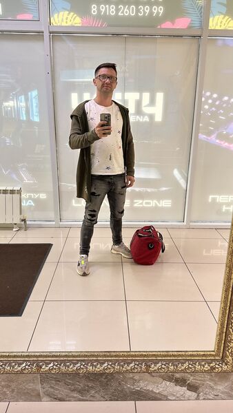 ,   Alex good, 38 ,   ,   