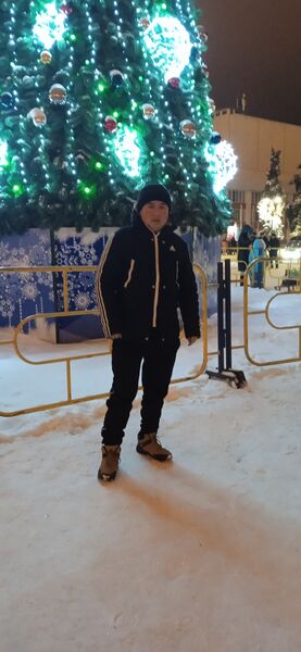  ,   Nozimjon, 36 ,   ,   