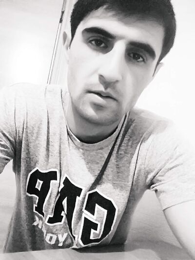  ,   Edvard, 30 ,     