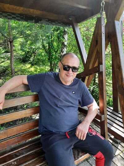  ,   Valery, 55 ,   c 