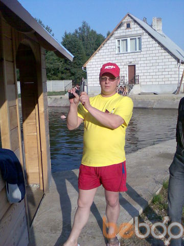  ,   Samec, 49 ,   