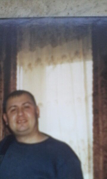  ,   Victor, 48 ,   