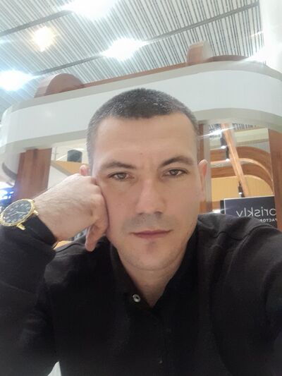  ,   Lawyer, 35 ,   ,   , c , 