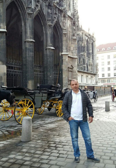  -,   Sergio, 46 ,   ,   