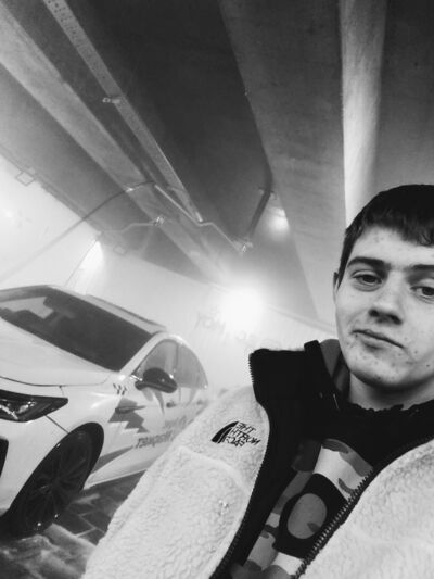  ,   Vladislav, 20 ,   ,   